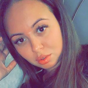 Meet your Posher, Jasmin